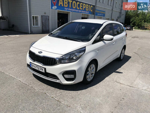 Белый Киа Каренс, объемом двигателя 2 л и пробегом 221 тыс. км за 11800 $, фото 14 на Automoto.ua