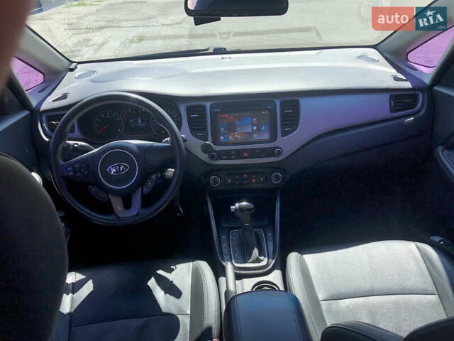 Белый Киа Каренс, объемом двигателя 2 л и пробегом 221 тыс. км за 11800 $, фото 23 на Automoto.ua
