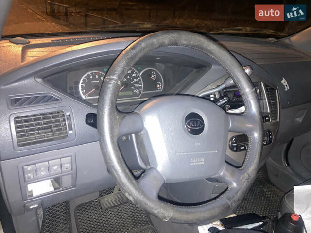 Киа Каренс 2005 в Киеве на Automoto.ua Бежевый Киа Каренс, объемом двигателя 1.99 л и пробегом 370 тыс. км за 3600 $, фото 2 на Automoto.ua