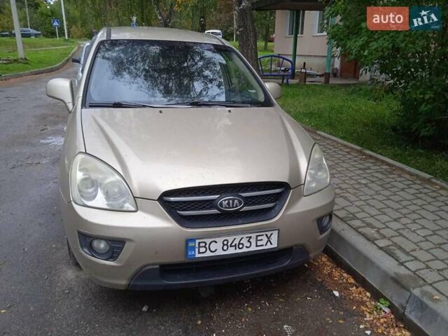 Бежевий Кіа Каренс, об'ємом двигуна 2 л та пробігом 320 тис. км за 6500 $, фото 8 на Automoto.ua