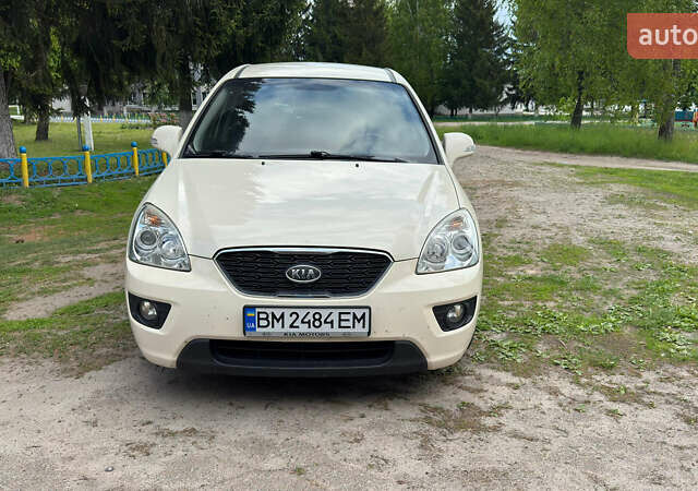 Бежевый Киа Каренс, объемом двигателя 1.99 л и пробегом 140 тыс. км за 7900 $, фото 1 на Automoto.ua