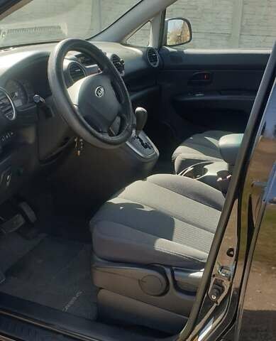Киа Каренс 2006 в Запорожье на Automoto.ua Черный Киа Каренс, объемом двигателя 2 л и пробегом 224 тыс. км за 5500 $, фото 6 на Automoto.ua