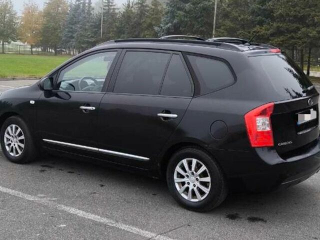 Черный Киа Каренс, объемом двигателя 2 л и пробегом 299 тыс. км за 3000 $, фото 6 на Automoto.ua