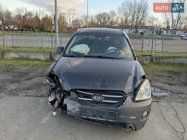 Черный Киа Каренс, объемом двигателя 2 л и пробегом 340 тыс. км за 3000 $, фото 8 на Automoto.ua
