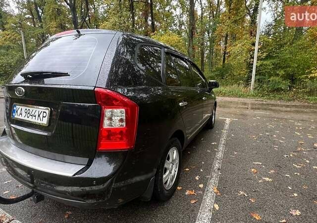 Чорний Кіа Каренс, об'ємом двигуна 2 л та пробігом 207 тис. км за 6500 $, фото 2 на Automoto.ua