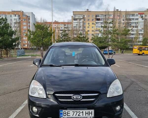 Черный Киа Каренс, объемом двигателя 2 л и пробегом 347 тыс. км за 5500 $, фото 5 на Automoto.ua