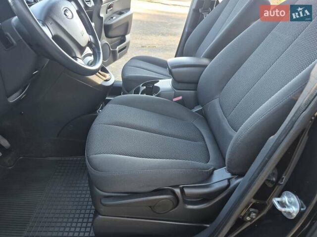 Чорний Кіа Каренс, об'ємом двигуна 2 л та пробігом 88 тис. км за 6450 $, фото 53 на Automoto.ua