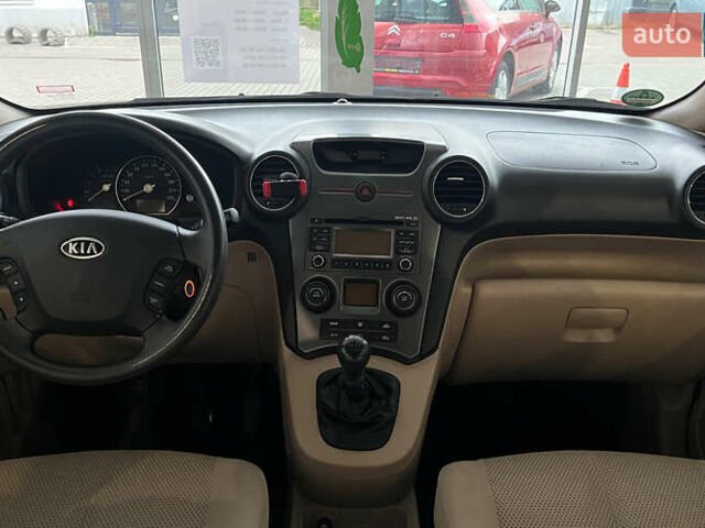 Чорний Кіа Каренс, об'ємом двигуна 1.58 л та пробігом 269 тис. км за 7500 $, фото 9 на Automoto.ua