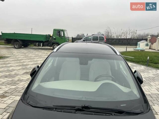 Черный Киа Каренс, объемом двигателя 1.69 л и пробегом 179 тыс. км за 10950 $, фото 170 на Automoto.ua