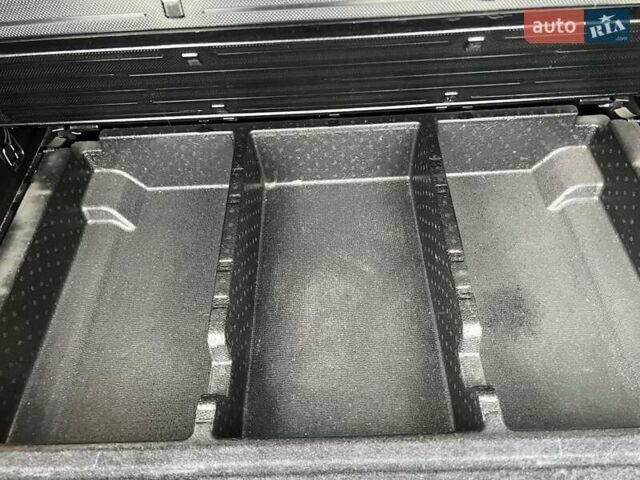 Черный Киа Каренс, объемом двигателя 1.69 л и пробегом 179 тыс. км за 10950 $, фото 127 на Automoto.ua