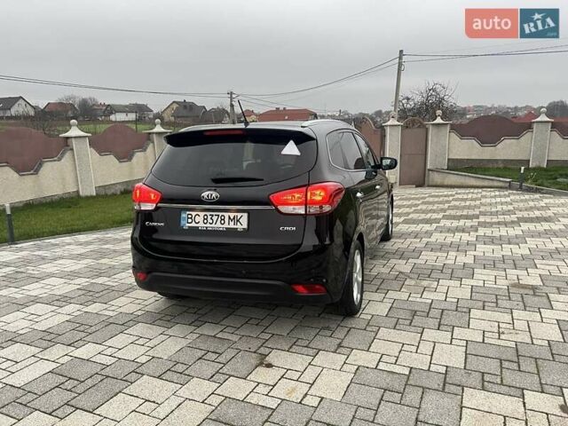 Черный Киа Каренс, объемом двигателя 1.69 л и пробегом 179 тыс. км за 10950 $, фото 6 на Automoto.ua