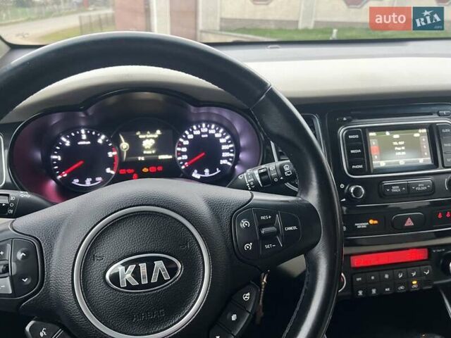 Черный Киа Каренс, объемом двигателя 1.69 л и пробегом 179 тыс. км за 10950 $, фото 175 на Automoto.ua