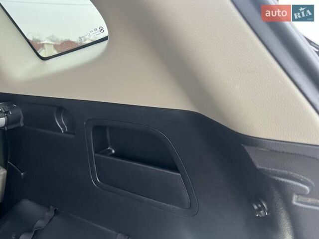 Черный Киа Каренс, объемом двигателя 1.69 л и пробегом 179 тыс. км за 10950 $, фото 130 на Automoto.ua