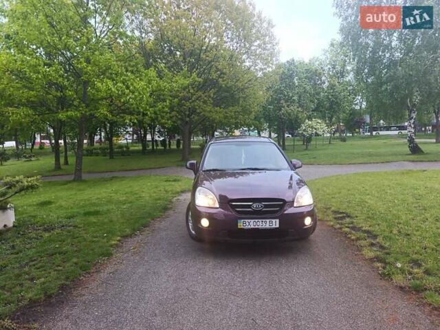 Фіолетовий Кіа Каренс, об'ємом двигуна 2 л та пробігом 209 тис. км за 6900 $, фото 12 на Automoto.ua