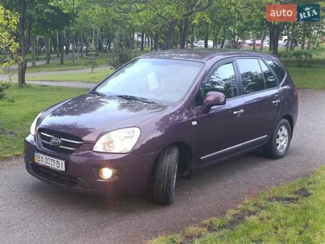 Фіолетовий Кіа Каренс, об'ємом двигуна 2 л та пробігом 209 тис. км за 6900 $, фото 6 на Automoto.ua
