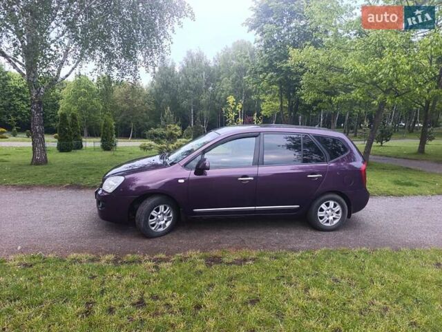 Фіолетовий Кіа Каренс, об'ємом двигуна 2 л та пробігом 209 тис. км за 6900 $, фото 15 на Automoto.ua