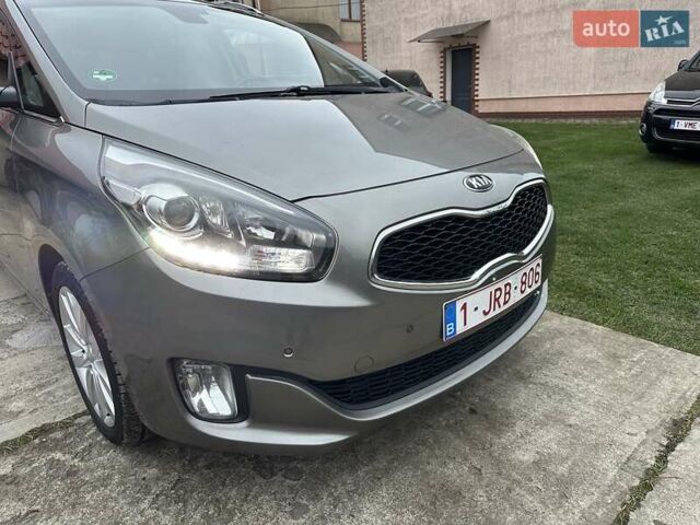 Коричневый Киа Каренс, объемом двигателя 1.7 л и пробегом 202 тыс. км за 10950 $, фото 7 на Automoto.ua