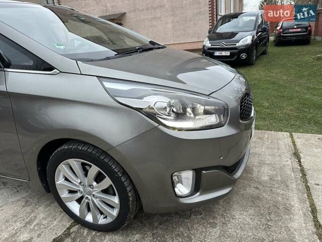 Коричневый Киа Каренс, объемом двигателя 1.7 л и пробегом 202 тыс. км за 10950 $, фото 6 на Automoto.ua