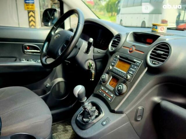 Киа Каренс 2010 в Киеве на Automoto.ua Киа Каренс, объемом двигателя 2 л и пробегом 230 тыс. км за 8200 $, фото 27 на Automoto.ua