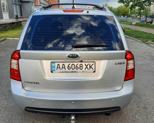 Киа Каренс, объемом двигателя 1.99 л и пробегом 343 тыс. км за 5500 $, фото 20 на Automoto.ua