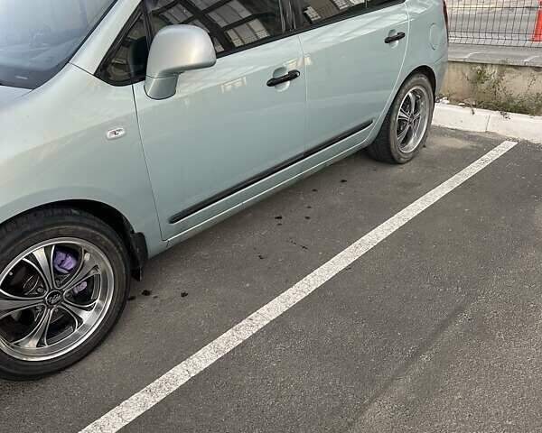 Кіа Каренс, об'ємом двигуна 2 л та пробігом 225 тис. км за 5500 $, фото 5 на Automoto.ua