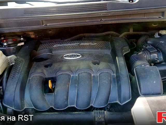 Киа Каренс, объемом двигателя 2 л и пробегом 218 тыс. км за 4750 $, фото 7 на Automoto.ua