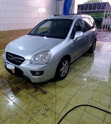 Киа Каренс, объемом двигателя 2 л и пробегом 272 тыс. км за 5000 $, фото 2 на Automoto.ua