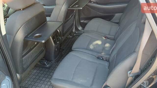 Кіа Каренс, об'ємом двигуна 1.7 л та пробігом 159 тис. км за 14500 $, фото 8 на Automoto.ua