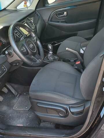 Кіа Каренс, об'ємом двигуна 1.7 л та пробігом 159 тис. км за 14500 $, фото 10 на Automoto.ua