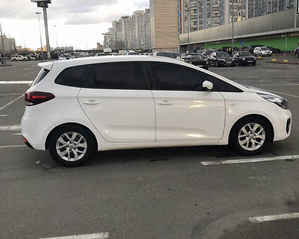 Кіа Каренс, об'ємом двигуна 2 л та пробігом 200 тис. км за 15000 $, фото 25 на Automoto.ua