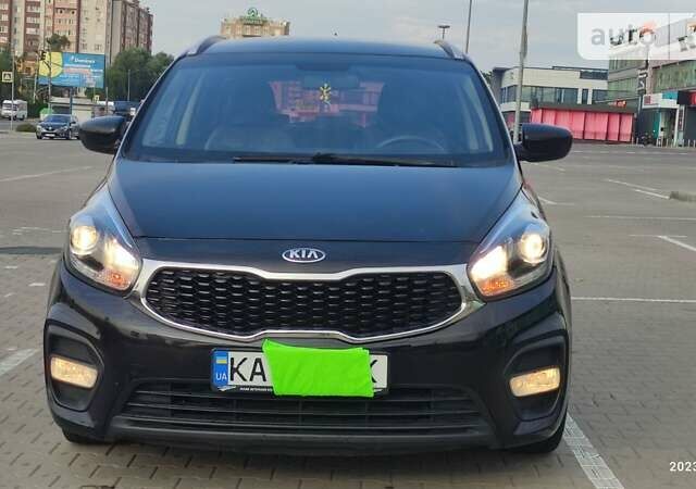 Кіа Каренс, об'ємом двигуна 2 л та пробігом 160 тис. км за 11200 $, фото 2 на Automoto.ua