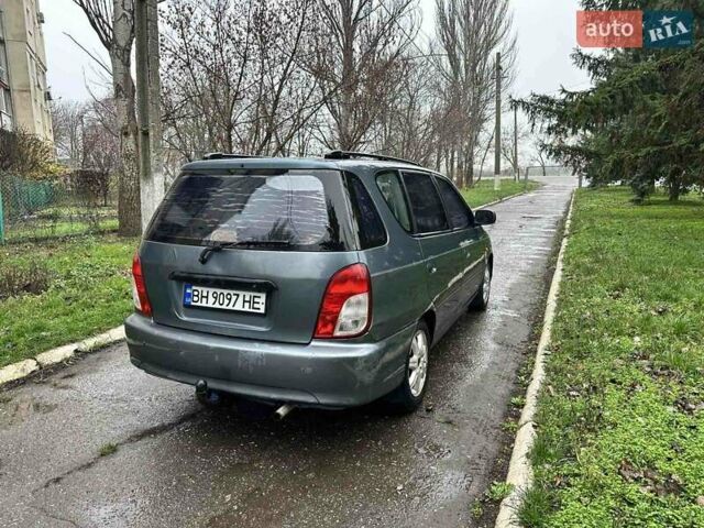 Серый Киа Каренс, объемом двигателя 1.8 л и пробегом 248 тыс. км за 1800 $, фото 5 на Automoto.ua