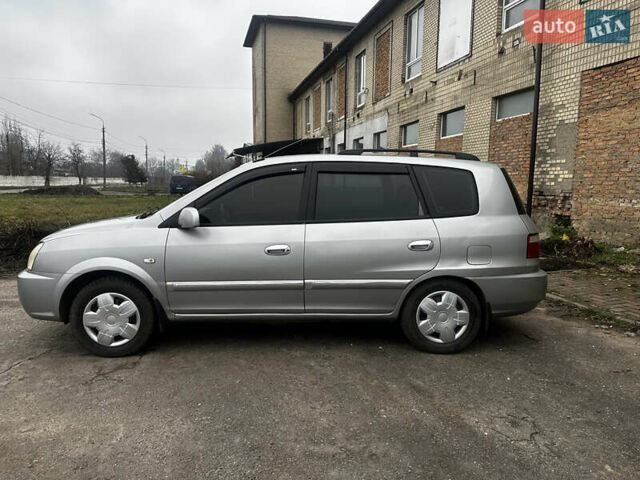 Сірий Кіа Каренс, об'ємом двигуна 1.8 л та пробігом 207 тис. км за 4990 $, фото 2 на Automoto.ua