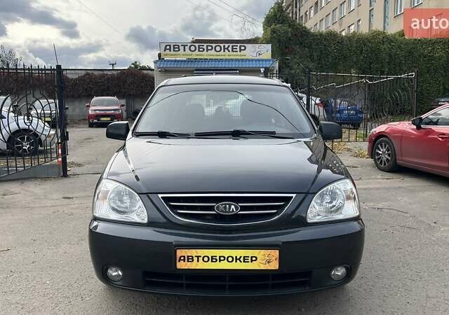 Киа Каренс 2005 в Николаеве на Automoto.ua Серый Киа Каренс, объемом двигателя 1.98 л и пробегом 217 тыс. км за 5300 $, фото 2 на Automoto.ua