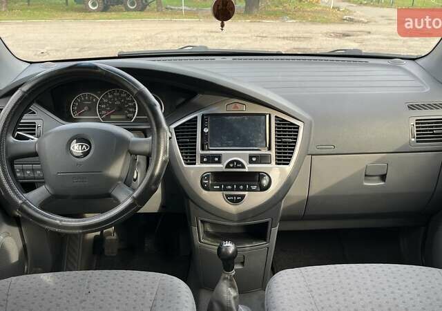 Киа Каренс 2005 в Николаеве на Automoto.ua Серый Киа Каренс, объемом двигателя 1.98 л и пробегом 217 тыс. км за 5300 $, фото 12 на Automoto.ua