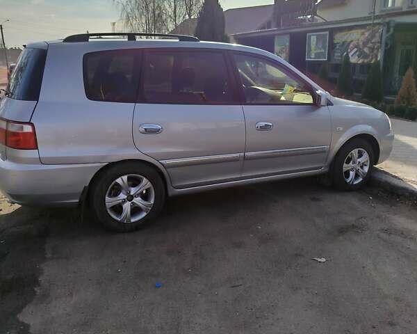 Серый Киа Каренс, объемом двигателя 1.59 л и пробегом 207 тыс. км за 4300 $, фото 10 на Automoto.ua