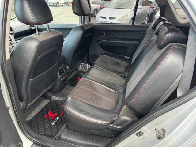 Киа Каренс 2006 в Виннице на Automoto.ua Серый Киа Каренс, объемом двигателя 2 л и пробегом 354 тыс. км за 5599 $, фото 17 на Automoto.ua