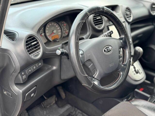 Киа Каренс 2006 в Виннице на Automoto.ua Серый Киа Каренс, объемом двигателя 2 л и пробегом 354 тыс. км за 5599 $, фото 10 на Automoto.ua