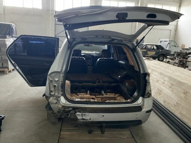 Серый Киа Каренс, объемом двигателя 2 л и пробегом 305 тыс. км за 2800 $, фото 7 на Automoto.ua