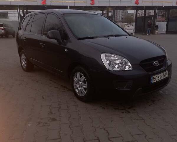 Серый Киа Каренс, объемом двигателя 2 л и пробегом 258 тыс. км за 5200 $, фото 1 на Automoto.ua