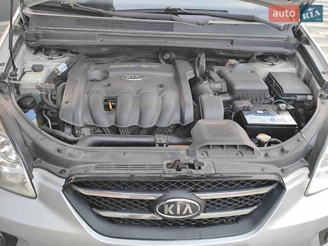 Серый Киа Каренс, объемом двигателя 2 л и пробегом 163 тыс. км за 5400 $, фото 23 на Automoto.ua