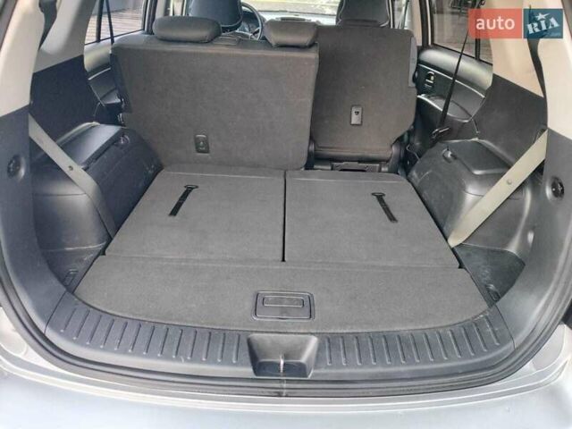 Серый Киа Каренс, объемом двигателя 2 л и пробегом 163 тыс. км за 5400 $, фото 47 на Automoto.ua