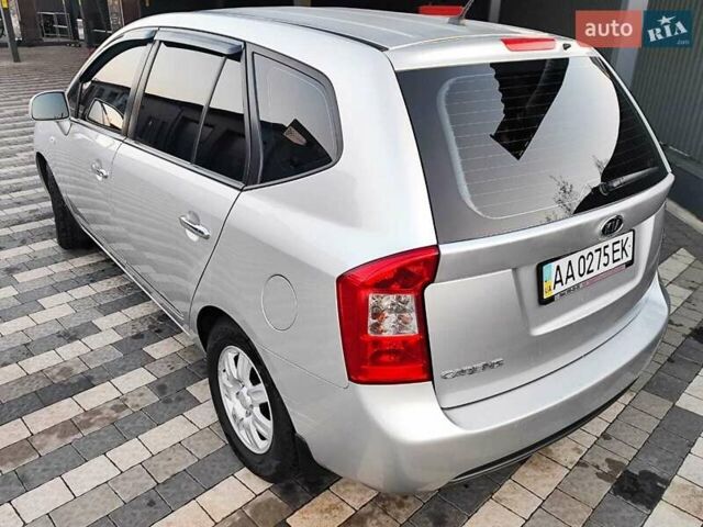 Серый Киа Каренс, объемом двигателя 2 л и пробегом 163 тыс. км за 5400 $, фото 22 на Automoto.ua