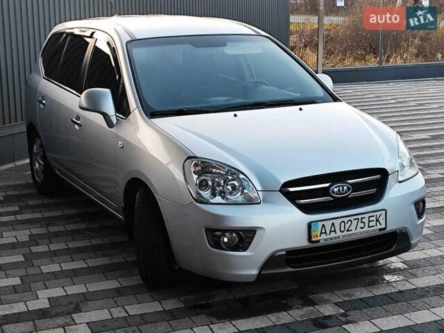 Серый Киа Каренс, объемом двигателя 2 л и пробегом 163 тыс. км за 5400 $, фото 9 на Automoto.ua