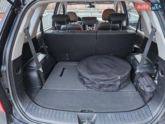 Серый Киа Каренс, объемом двигателя 2 л и пробегом 284 тыс. км за 5900 $, фото 11 на Automoto.ua