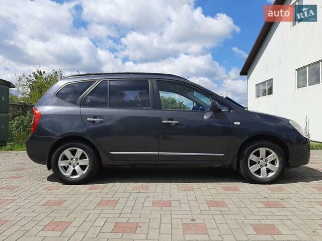 Сірий Кіа Каренс, об'ємом двигуна 1.99 л та пробігом 302 тис. км за 6400 $, фото 7 на Automoto.ua
