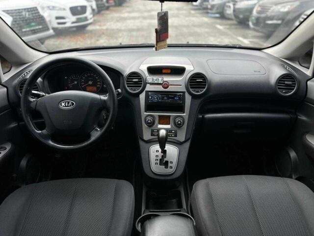 Серый Киа Каренс, объемом двигателя 2 л и пробегом 203 тыс. км за 5999 $, фото 17 на Automoto.ua