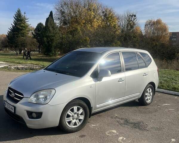 Сірий Кіа Каренс, об'ємом двигуна 2 л та пробігом 273 тис. км за 6300 $, фото 5 на Automoto.ua