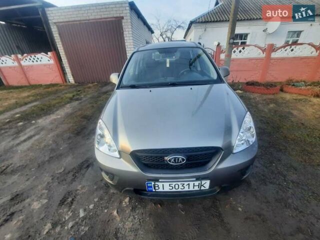 Серый Киа Каренс, объемом двигателя 2 л и пробегом 180 тыс. км за 6900 $, фото 13 на Automoto.ua
