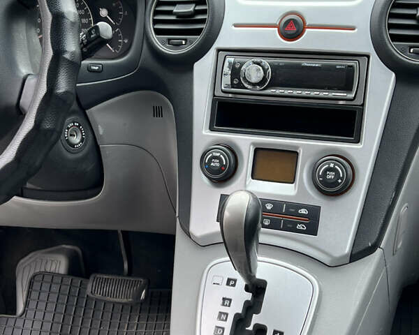 Сірий Кіа Каренс, об'ємом двигуна 1.9 л та пробігом 210 тис. км за 5500 $, фото 18 на Automoto.ua